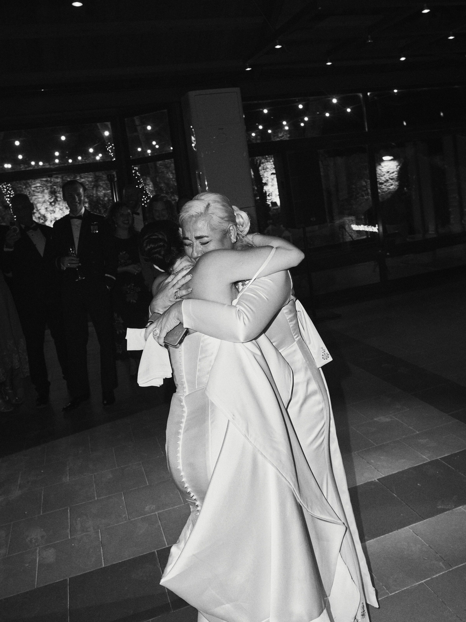 Wedding photographer Barcelona Bridal avenue