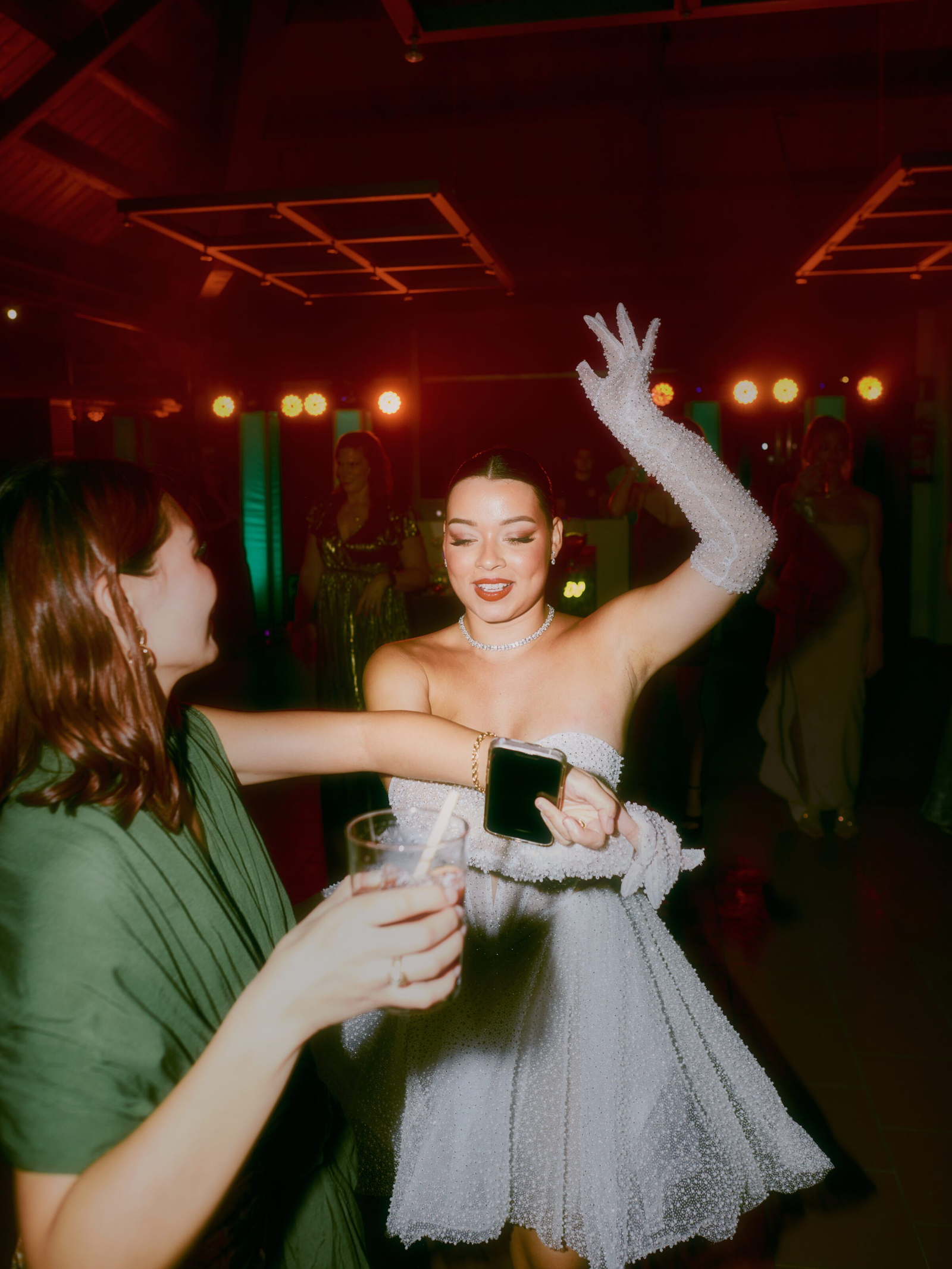 Wedding photographer Barcelona Bridal avenue
