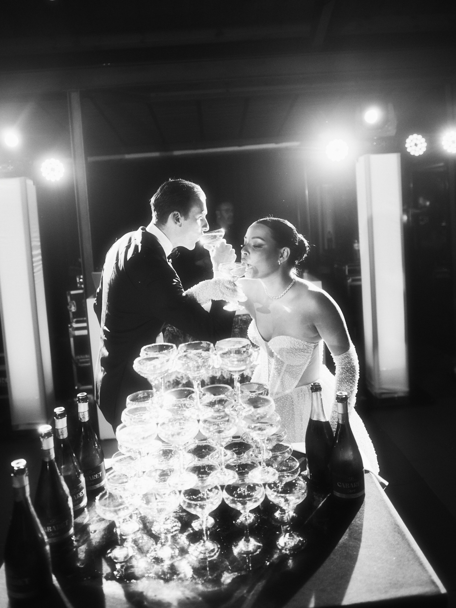Wedding photographer Barcelona Bridal avenue