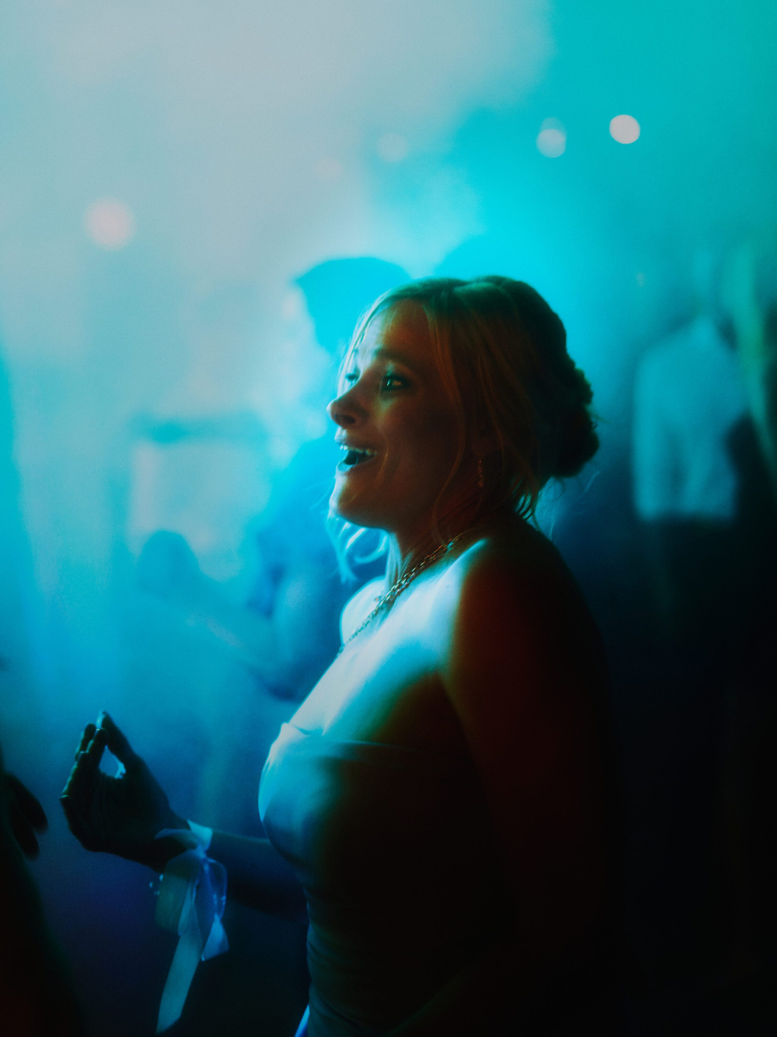 Wedding photographer Barcelona Bridal avenue